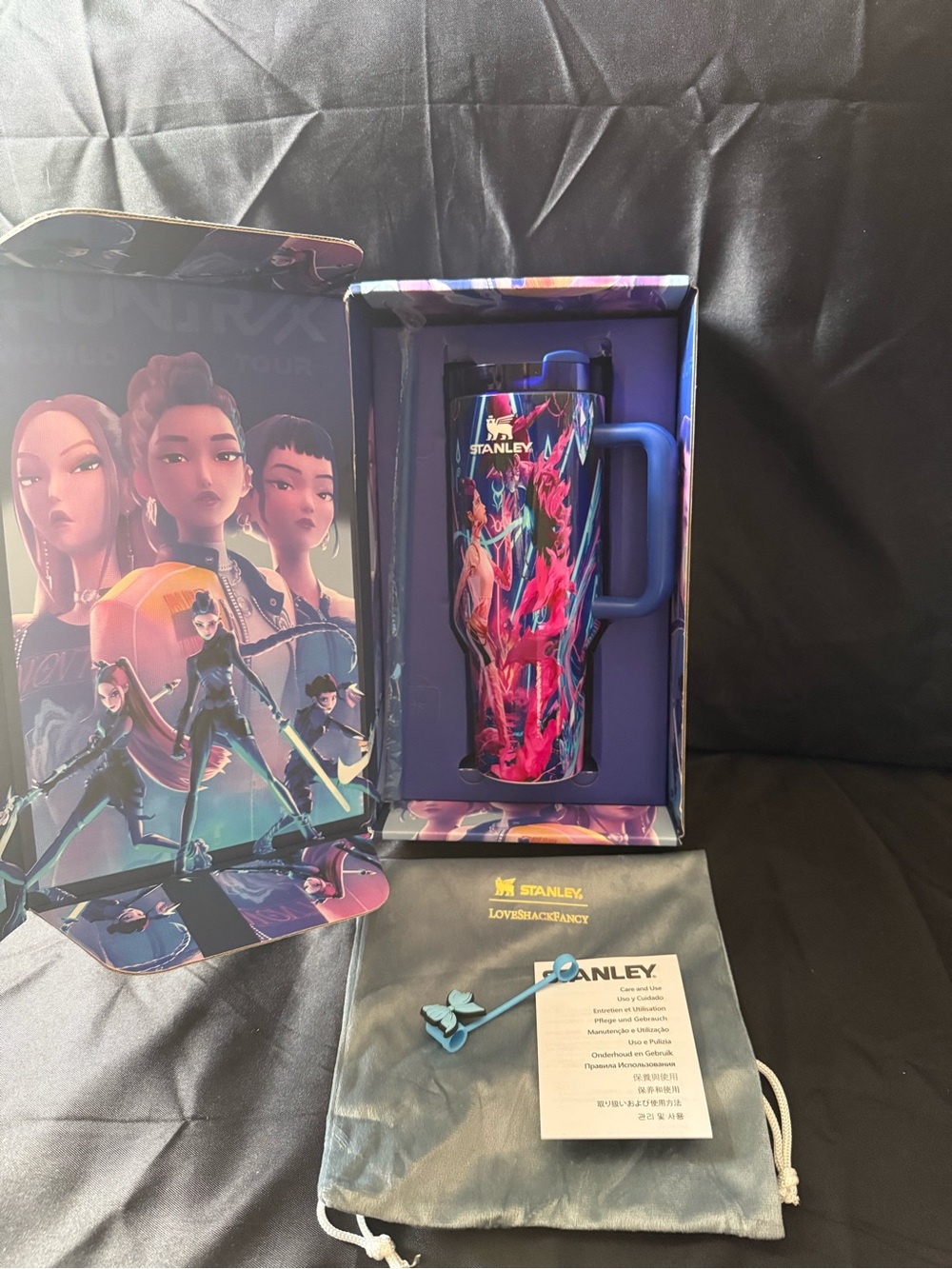 New Stanley 40oz Limited Edition Blue & Pink HUNTRIX Gift Set Box Bag Topper